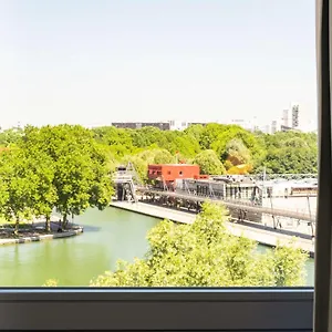 Ibis La Cité Des Sciences 19ème 3* Parigi